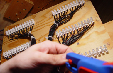 En 48- och en 16-tr&aring;dars multikabel kr&auml;vs f&ouml;r Stenfors. Ja, det l&aring;ter mycket, men v&auml;nta till Aston d&aring;...