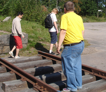 S&aring; kom Oskar och ville vara med. Det fick han&hellip;