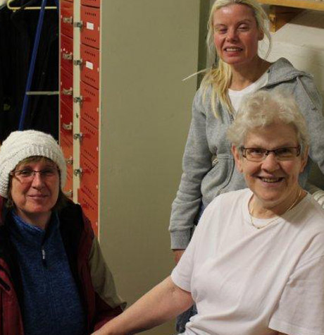 De tjejer som f&ouml;r n&auml;rvarande arbetar i f&ouml;reningen; Angelika, Anna och Gun.