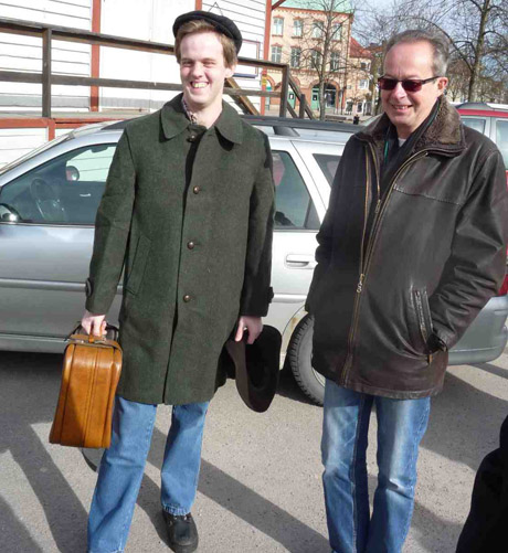 &rdquo;Jag ser ut som Stig-Helmer&rdquo; sa Danne, medan Torbi&ouml;rn glatt h&ouml;ll med.