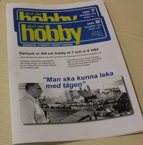 Ett s&auml;rtryck ur Allt om Hobby nr. 7-8 1984 har tagits fram. Det var i dessa nummer Jan Jang&ouml; gjorde ett bes&ouml;k och skrev en inledande text om Den allm&auml;npraktiserande t&aring;gl&auml;karen Bent Schultze, som sedan i tv&aring; artiklar beskrev sin bana med egna ord.