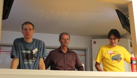 Men vad g&ouml;r Tomas, Lars och Vagn i Styrhytten? D&auml;r &auml;r ju rent och snyggt.