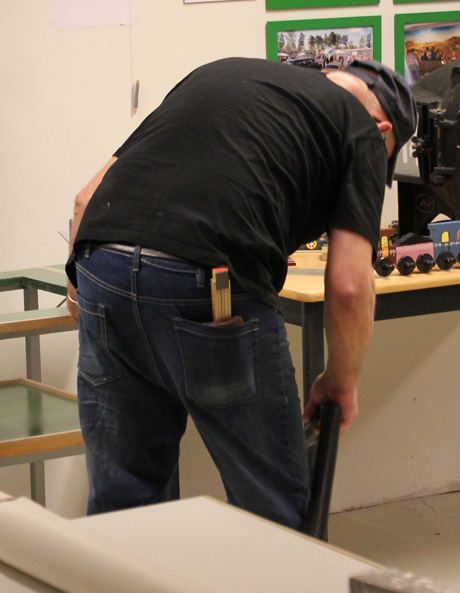 Dagen avslutades i renhetens tecken - Kjell damms&ouml;g. Ja tiden g&aring;r men dessa viktiga sm&aring;jobb best&aring;r!