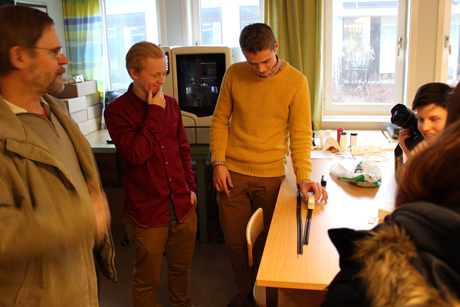 H&aring;kan och tv&aring; av v&aring;ra tre duktiga elever fick visa upp sig f&ouml;r kamerorna.
